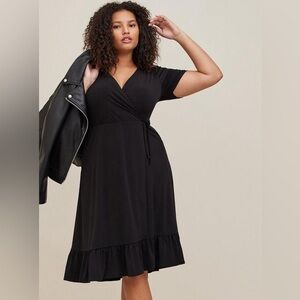 Torrid • A-line Midi Wrap Dress (0 / L / 12)
